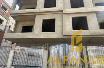 Apartment - 4 Bedrooms - 4 Bathrooms for sale in Bait Alwatan - The 5th Settlement - New Cairo City - Cairo