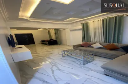 شقة - 3 غرف نوم - 2 حمامات للبيع في الحي الاول - التجمع الخامس - مدينة القاهرة الجديدة - القاهرة