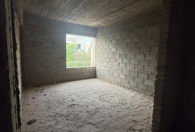 70103200 - Property Image 3