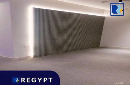 Office Space - Studio - 2 Bathrooms for rent in New Cairo Centre - North Teseen St. - The 5th Settlement - New Cairo City - Cairo