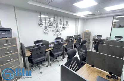 مساحات مكتبية - استوديو - 2 حمامات للايجار في بيزنس بلاس - شارع التسعين الشمالي - التجمع الخامس - مدينة القاهرة الجديدة - القاهرة