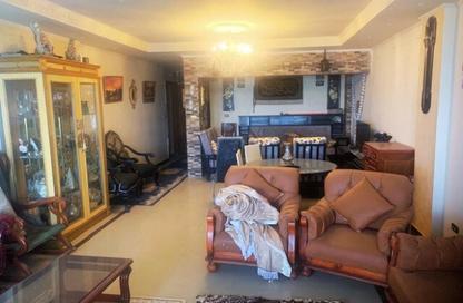 Apartment - 3 Bedrooms - 1 Bathroom for rent in Saraya - Sidi Beshr - Hay Awal El Montazah - Alexandria