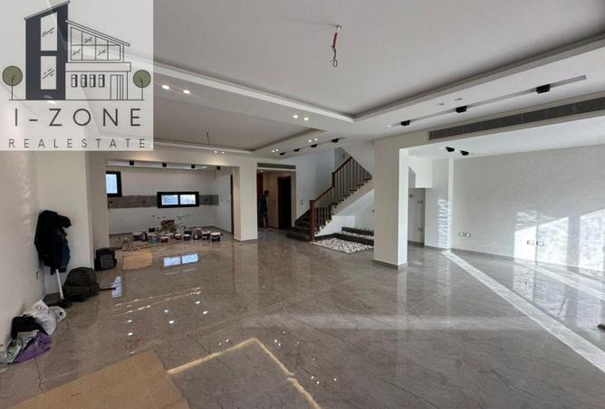 98004093 - Property Image 3