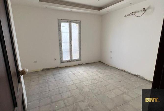 102633025 - Property Image 3