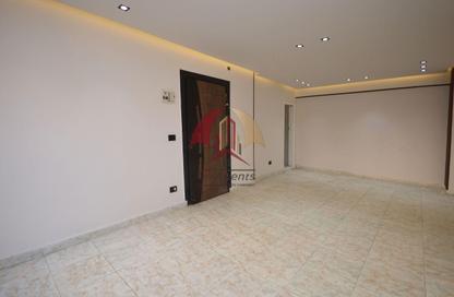Apartment - 1 Bedroom - 1 Bathroom for sale in El Mansheya - Hay El Gomrok - Alexandria