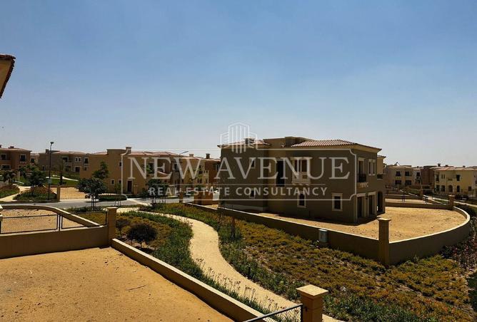 81042812 - Property Main Image