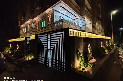 دوبلكس - 3 غرف نوم - 2 حمامات للبيع في البوابة الثالثة - منقرع - حدائق الاهرام - الجيزة