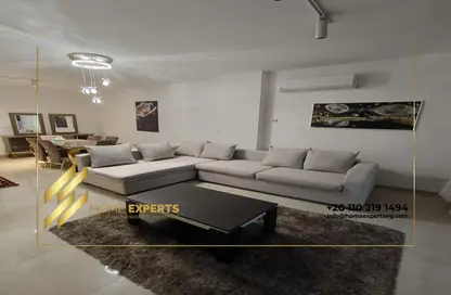 شقة - 3 غرف نوم - 3 حمامات للايجار في مون ريزيدنس - فيفث سكوير - التجمع الخامس - مدينة القاهرة الجديدة - القاهرة