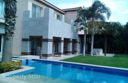 Villa - 5 Bedrooms - 7 Bathrooms for sale in Swan Lake Residence - 5th Settlement Compounds - The 5th Settlement - New Cairo City - Cairo