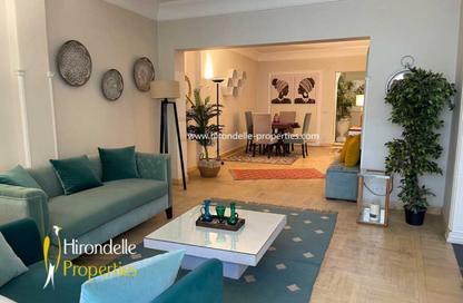 Apartment - 2 Bedrooms - 2 Bathrooms for rent in Hassan Assem St. - Zamalek - Cairo
