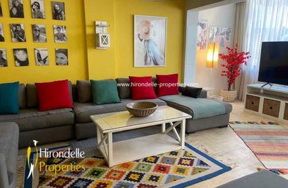 Apartment - 2 Bedrooms - 2 Bathrooms for rent in Hassan Assem St. - Zamalek - Cairo