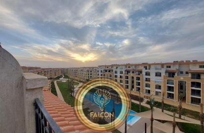 Apartment - 2 Bedrooms - 2 Bathrooms for sale in Stone Residence - 5th Settlement Compounds - The 5th Settlement - New Cairo City - Cairo