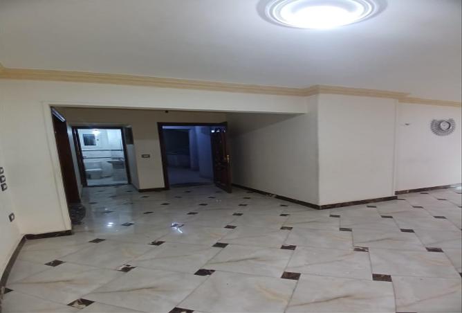 8569104 - Property Image 2