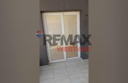 Penthouse - 4 Bedrooms - 2 Bathrooms for sale in Kayan - Sheikh Zayed Compounds - Sheikh Zayed City - Giza
