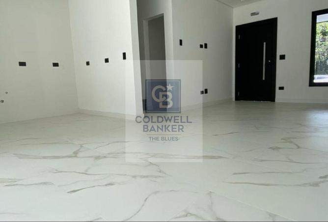 8481000 - Property Image 2