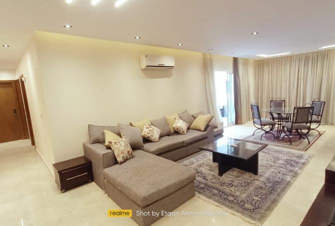 101200124 - Property Image 3