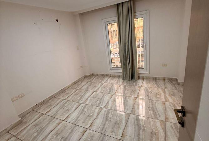 57244167 - صورة العقار 3