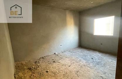 Apartment - 2 Bedrooms - 1 Bathroom for sale in South Lotus - El Lotus - New Cairo City - Cairo