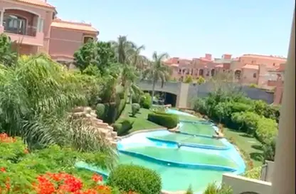 فيلا - 5 غرف نوم - 5 حمامات للبيع في اميرالد بارك - امتداد المستثمرين الشمالية - مدينة القاهرة الجديدة - القاهرة