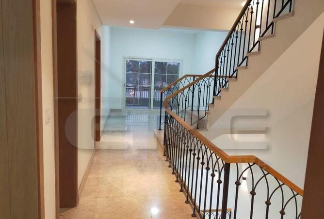 67738046 - Property Image 2