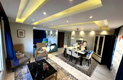 Apartment - 3 Bedrooms - 3 Bathrooms for sale in 7th District - Sheikh Zayed City - Giza