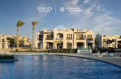 Chalet - 2 Bedrooms - 2 Bathrooms for sale in Makadi Heights - Makadi Orascom Resort - Makadi - Hurghada - Red Sea