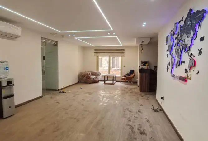 121655645 - Property Image 2