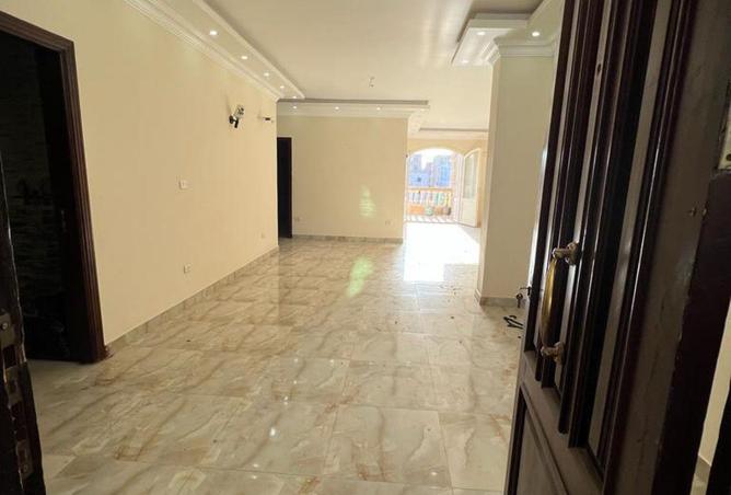 53724477 - Property Image 2