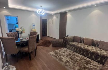 Apartment - 2 Bedrooms - 1 Bathroom for rent in El Rehab Extension - Al Rehab - New Cairo City - Cairo