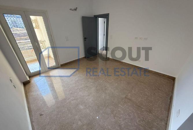 70374631 - صورة العقار 3