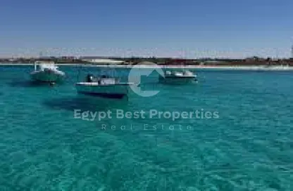 شاليه - 2 غرف نوم - 2 حمامات للبيع في بيت البحر - سيدي حنيش - الساحل الشمالي