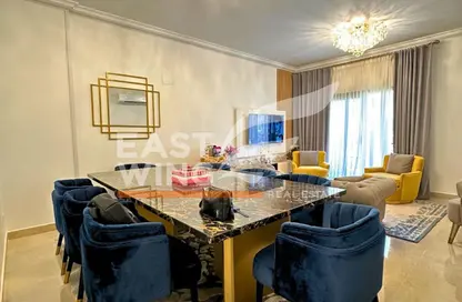 شقة - 3 غرف نوم - 2 حمامات للبيع في مون ريزيدنس - فيفث سكوير - التجمع الخامس - مدينة القاهرة الجديدة - القاهرة