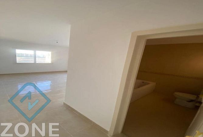 8668322 - Property Image 3