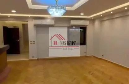 مساحات مكتبية - 3 غرف نوم - 3 حمامات للايجار في شارع التحرير - الدقي - الجيزة