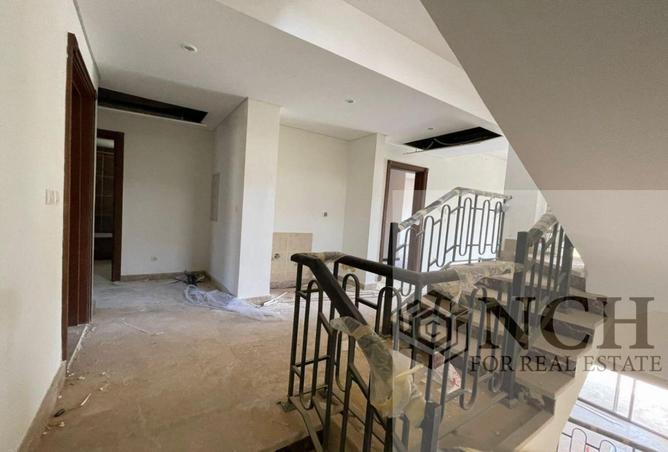 74042411 - Property Image 3