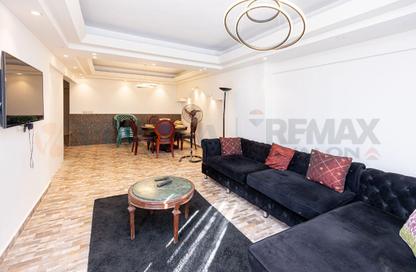 Apartment - 2 Bedrooms - 1 Bathroom for rent in Mustafa Kamel - Hay Sharq - Alexandria