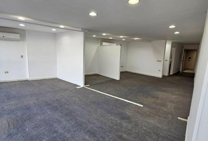 71917177 - Property Main Image