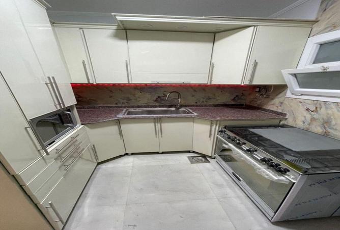 8608774 - Property Image 3