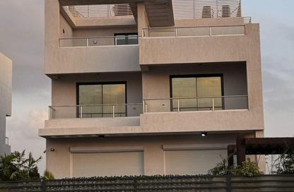 فيلا - 5 غرف نوم - 4 حمامات للبيع في شارع حوض 1 - الحزام الاخضر - مدينة 6 أكتوبر - الجيزة