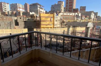 Apartment - 3 Bedrooms - 2 Bathrooms for sale in Omar Al Mokhtar St. - Janaklees - Hay Sharq - Alexandria