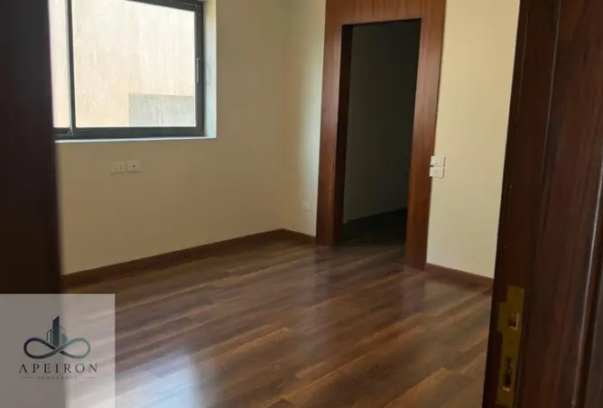 110471677 - Property Image 2