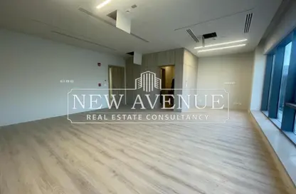 مساحات مكتبية - 2 غرف نوم - 1 حمام للايجار في يو فينوس - التجمع الاول - مدينة القاهرة الجديدة - القاهرة