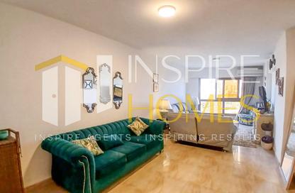 Apartment - 3 Bedrooms - 1 Bathroom for rent in Ahmed Allam St. - Sporting - Hay Sharq - Alexandria