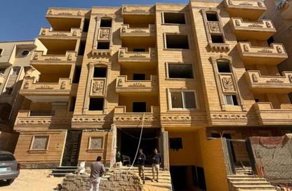 Apartment - 3 Bedrooms - 2 Bathrooms for sale in Gate 4 - Mena - Hadayek El Ahram - Giza