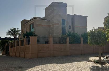 Villa - 4 Bedrooms - 4 Bathrooms for sale in Six West - Beverly Hills - Sheikh Zayed Compounds - Sheikh Zayed City - Giza Villa - 4 Bedrooms - 4 Bathrooms for sale in Six West - Beverly Hills - Sheikh Zayed Compounds - Sheikh Zayed City - Giza
