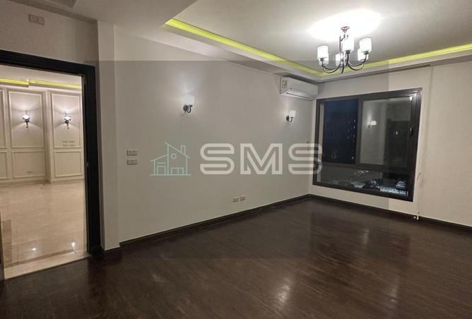 8639801 - Property Image 2