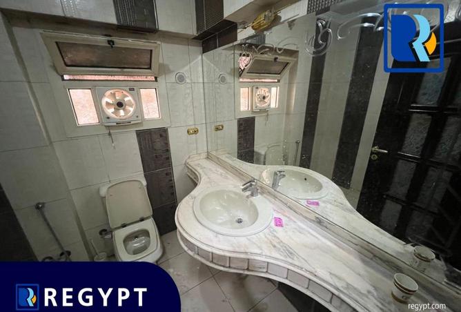 67729107 - Property Image 3