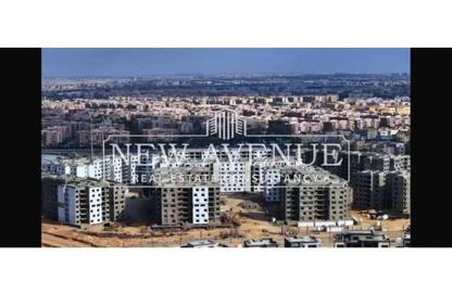 Apartment - 3 Bedrooms - 3 Bathrooms for sale in Swan Lake Residence - 5th Settlement Compounds - The 5th Settlement - New Cairo City - Cairo