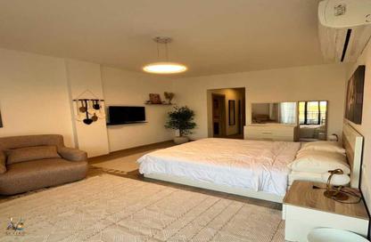 Apartment - 2 Bedrooms - 3 Bathrooms for rent in Moon Residences - Fifth Square - The 5th Settlement - New Cairo City - Cairo