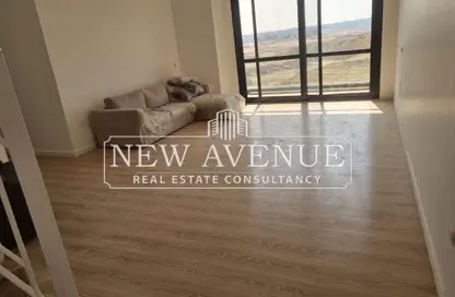 (بنتهاوس  (روف - 3 غرف نوم - 3 حمامات للبيع في باتيو كازا - الباتيو - كمبوندات الشروق - مدينة الشروق - القاهرة